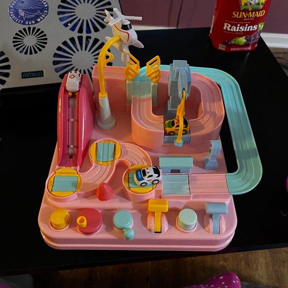 NEW Educational Manual Race Track GIRLS Table Game Fine Motor Skills Toy PINK - Picture 6 of 10